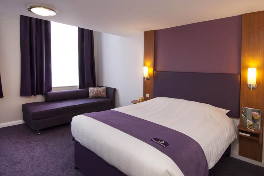 Premier Inn Newcastle - Gosforth/แครมลิงตัน ภายนอก รูปภาพ