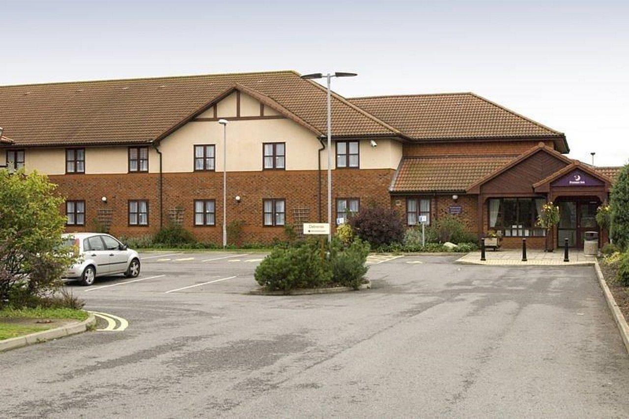 Premier Inn Newcastle - Gosforth/แครมลิงตัน ภายนอก รูปภาพ
